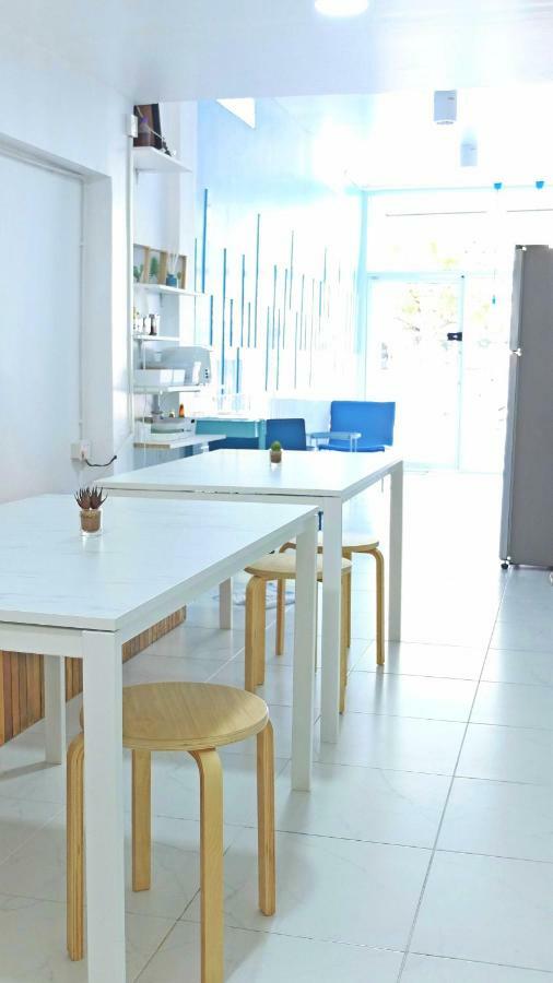 A Dude Mini Hostel (Adults Only) Τσιάνγκ Μάι Εξωτερικό φωτογραφία